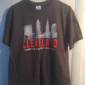 Selling a short sleeve shirt